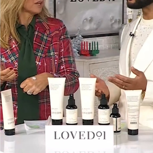 Loved01 4 Pcs Oil & Lotion Set - Picture 11 of 14